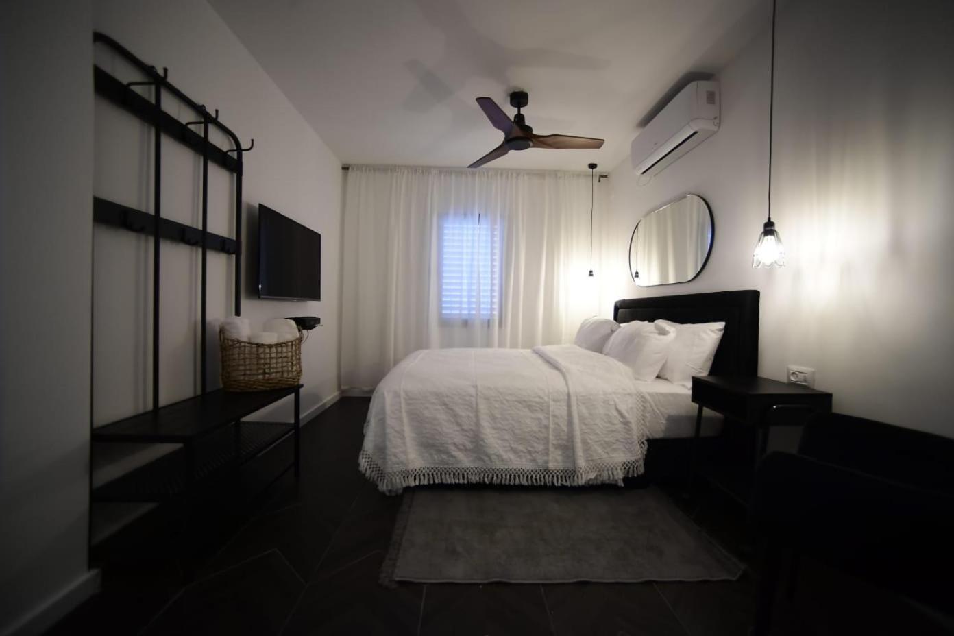 Z-32 Luxury Boutique Apartment เอลัต ภายนอก รูปภาพ