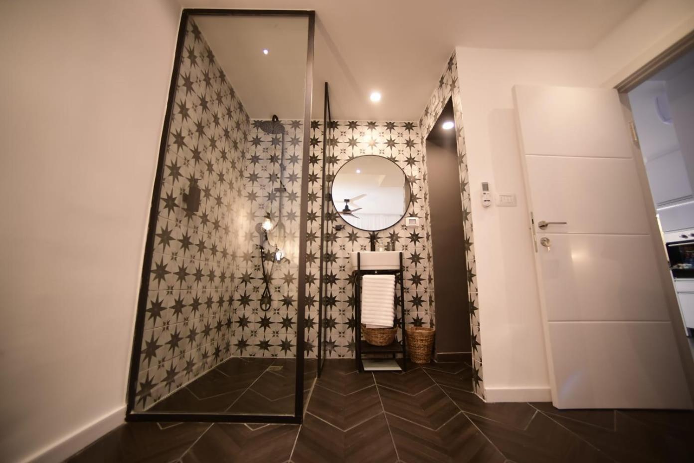 Z-32 Luxury Boutique Apartment เอลัต ภายนอก รูปภาพ