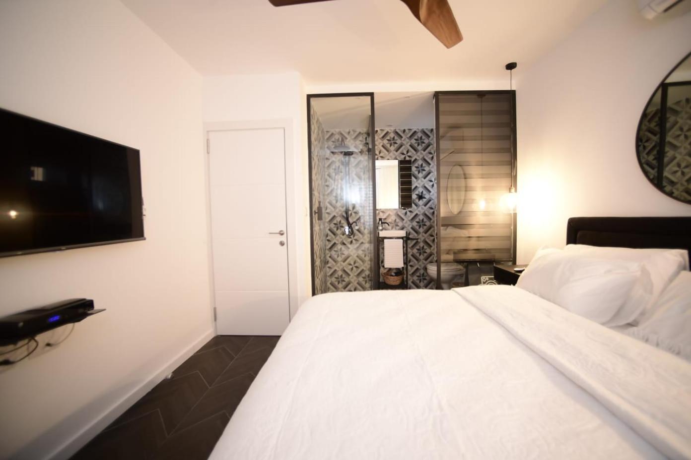 Z-32 Luxury Boutique Apartment เอลัต ภายนอก รูปภาพ